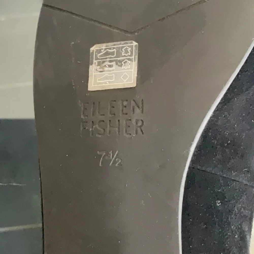 Eileen Fisher shoes - Picture 3 of 3